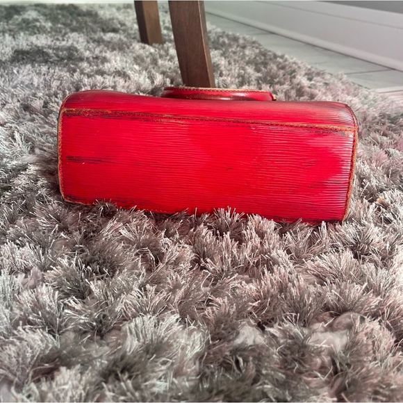 LOUIS VUITTON - Vintage Pont Neuf PM Ventian Red Epi Leather Hand Bag Purse - Picture 3 of 10